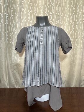 Women's Piccadilly Gray Striped Layered Short-Sleeve Tunic Top